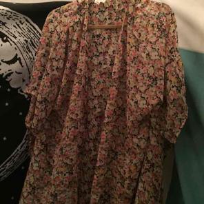 ✨LA Hearts kimono