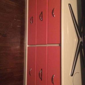 Great condition dresser. Barely used.