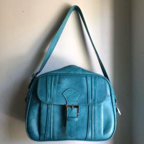 Vintage 1975 American Tourister Carry On