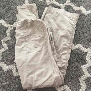 Maternity khaki pants