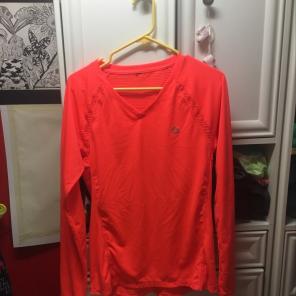 Long sleeve Athletic Shirt