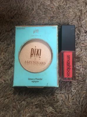 New Pixi Glow & Smashbox Lipstick Bundle