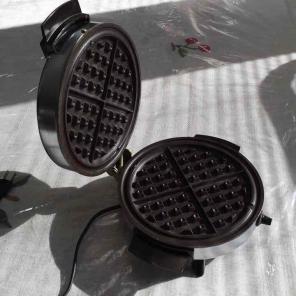 Waffle maker.
