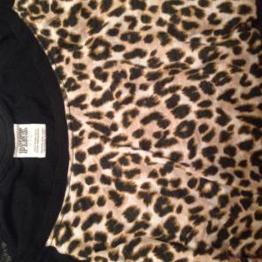 Sweat Shirt