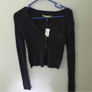 Cute cropped cardigan!