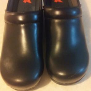 Mens Dansko slip rest.clogs size 44