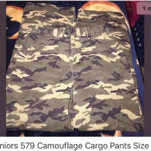 579 Camouflage cargo pants size 5