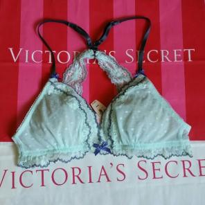 NWT●●VS●●FREESHIP●●Sheer Polka Dot