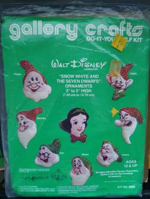 Gallery crafts snow white ornament new