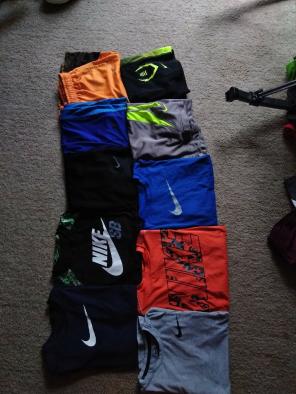 Nike lot