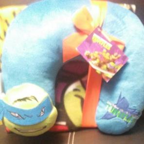 TMNT LEONARDO NECK PILLOW AND THROW SET