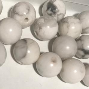 Howlite gemstones