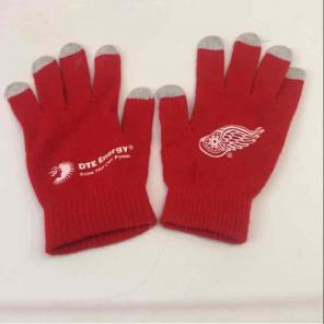 Red Wings Gloves
