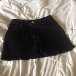 LEVI'S Black Denim Flare Skirt