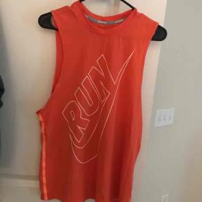 MEDIUM NIKE ORANGE MUSCLE TANK