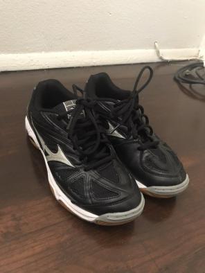 Mizuno Volleyball Shoes