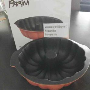 Brand New Bundt Pan