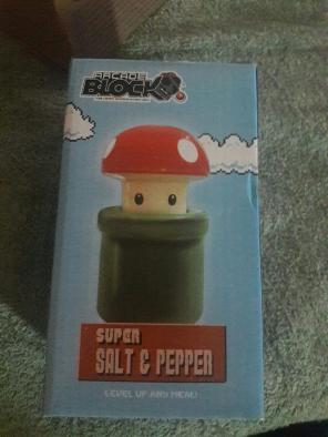 Super Mario Salt & Peppers Shakers