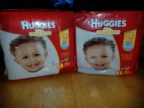 2 Packs of sz 5 Huggies diapers.