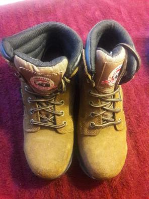 Steel toe work boots