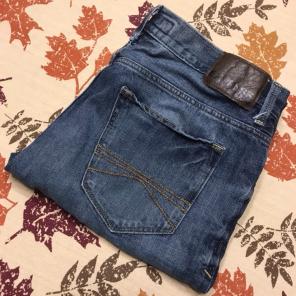 Express Kingston Straight Classic Jeans