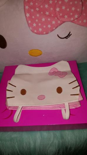 Hello Kitty Tissue Box Cover