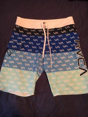 Mens RVCA Board Shorts Size 31