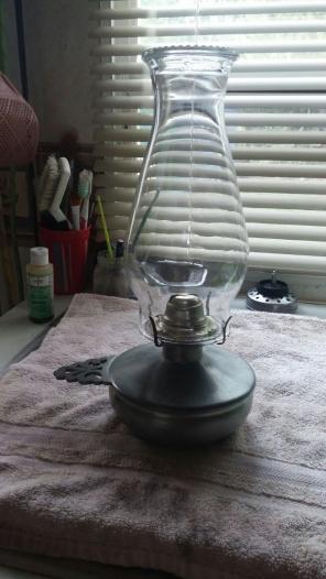 International silver co. Oil lamp