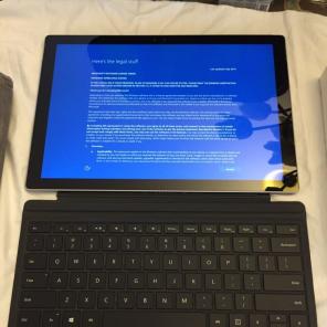 Microsoft Surface Pro 4 Package