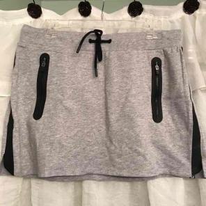 Cute Heather Gray Fabletics Skirt.