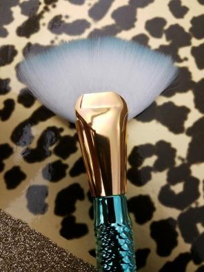 Mermaid Fan Brush!! Free Shipping