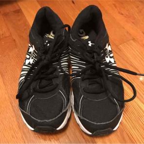 Under Armor Sneakers