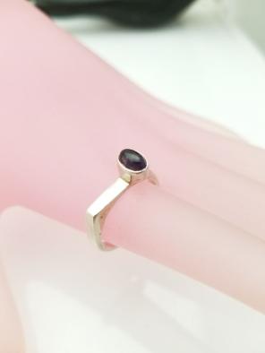925 Silver Amethyst Ring Size 6.5