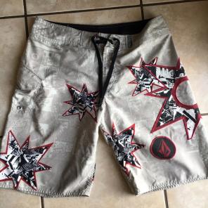 Like New! Volcom Star Collage Trunks