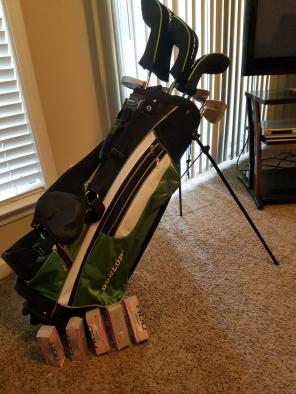 Dunlop Golf Clubs With Bag
