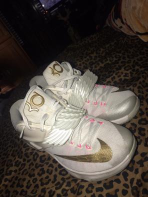 Aunt Pearl KD 7 // Size 10