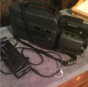 Manavox camcorder