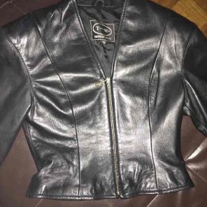 Woman's Tannery West leather