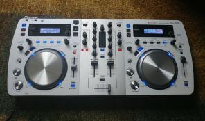 Pioneer XDJ-AERO Wireless DDJ controller
