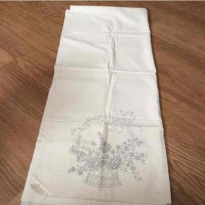 Table Runner to Embroider