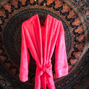 victoria secret pink robe
