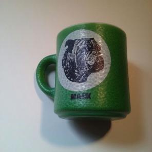 V vintage Dog Mack Glasbake mug green