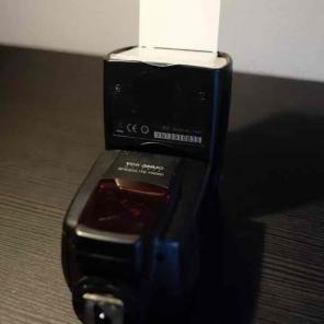 Yongnuo YN560 speedlight
