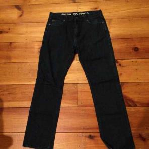 RVCA Heavy Chev 34x32 jeans