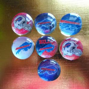 Buffalo Bills glass bead magnets set