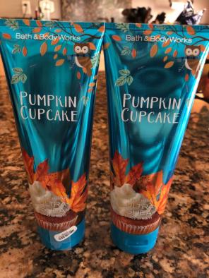 BATH AND BODY WORKS PUMPKIN CUPCAKE LOT