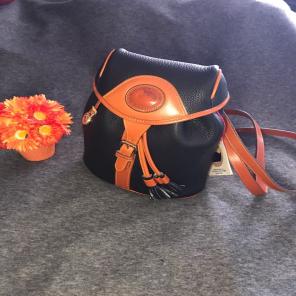 VINTAGE DOONEY & BOURKE BACKPACK