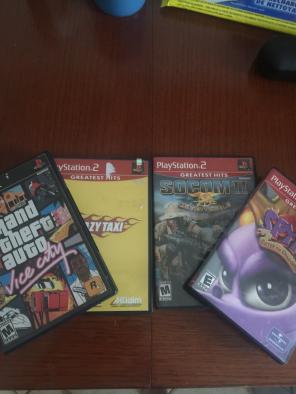 PlayStation 2 Game Bundle