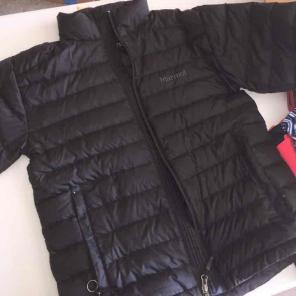 MARMOT men's small puffer jacket