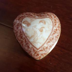 Wedgewood China Heart Box